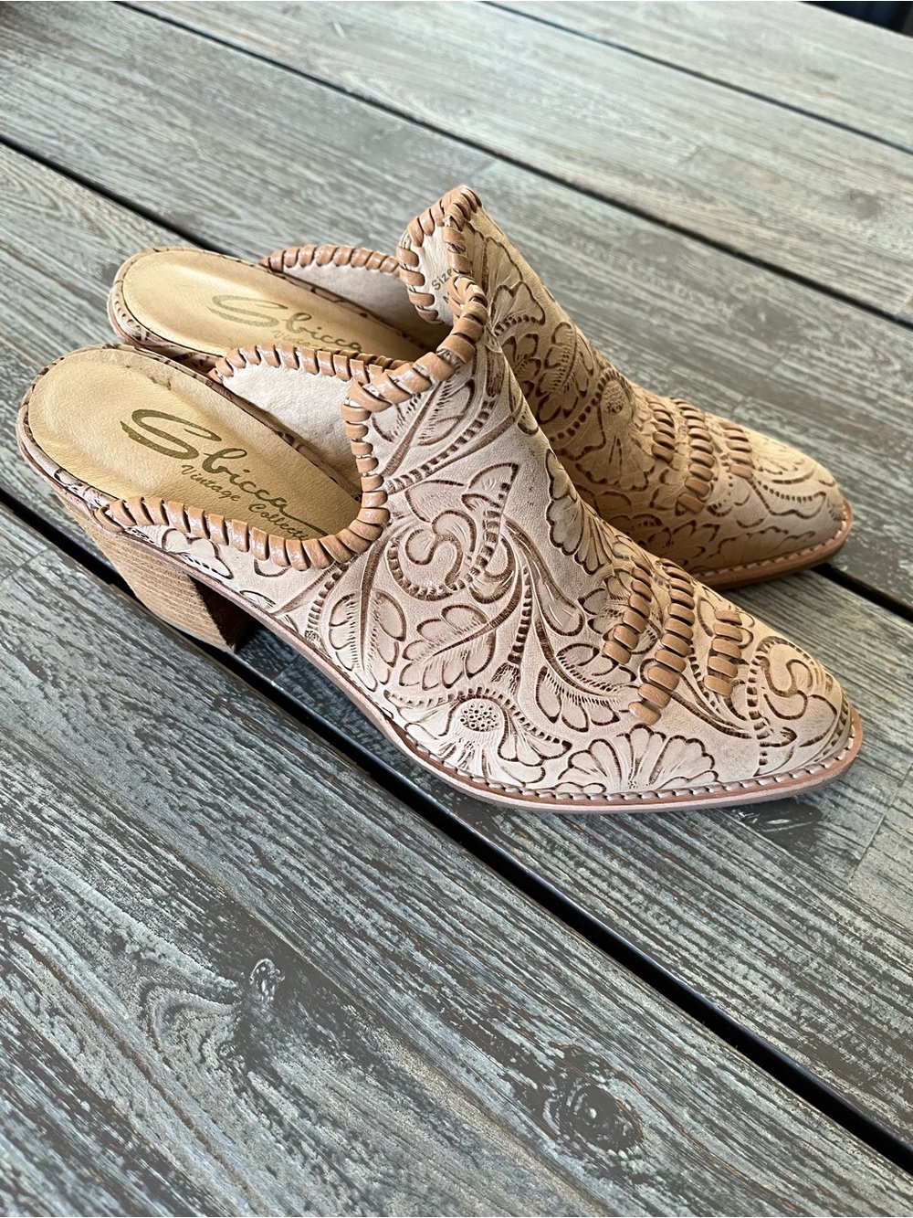 Western style mule boot, size 9.